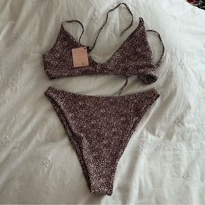 Skatie x Amber Fillerup Sundance Betsey Top Kelly Bottom